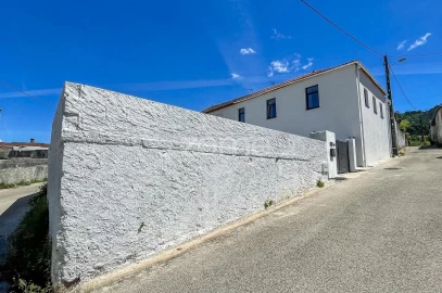 Moradia T3 para Venda em São Miguel, Santa Eufémia e Rabaçal