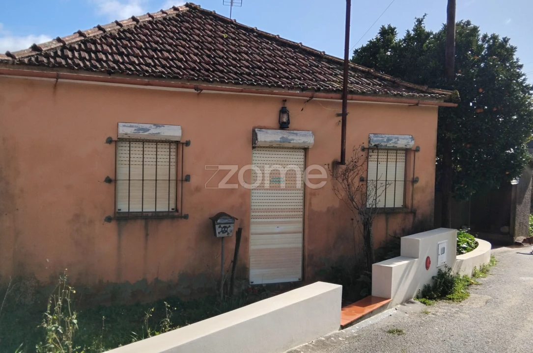 Moradia T3 para Venda em Amoreira da Gândara, Paredes do Bairro e Ancas Foto 1