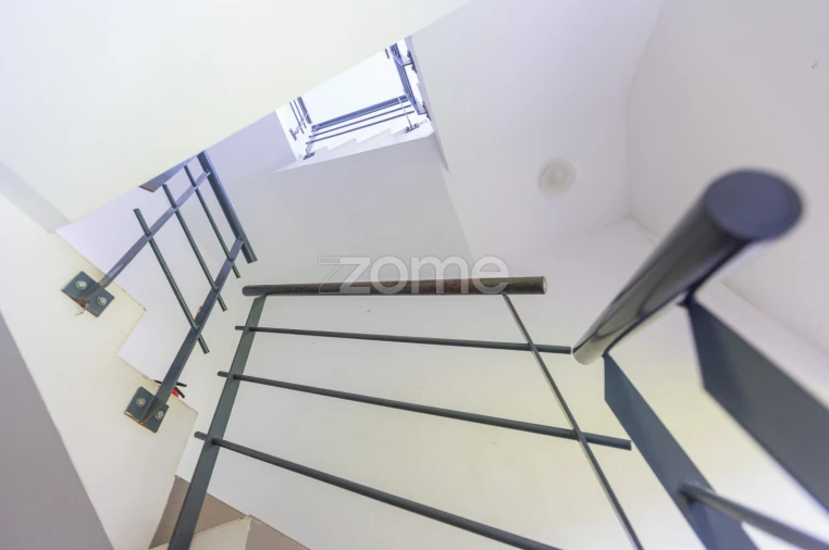 Apartamento T2 para Venda em Arrifes Foto 4