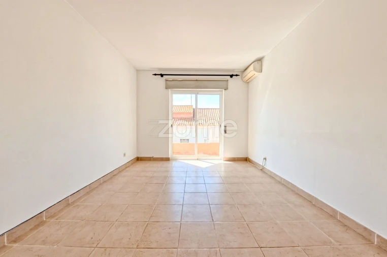 Apartamento T2 para Venda em Silves Foto 5