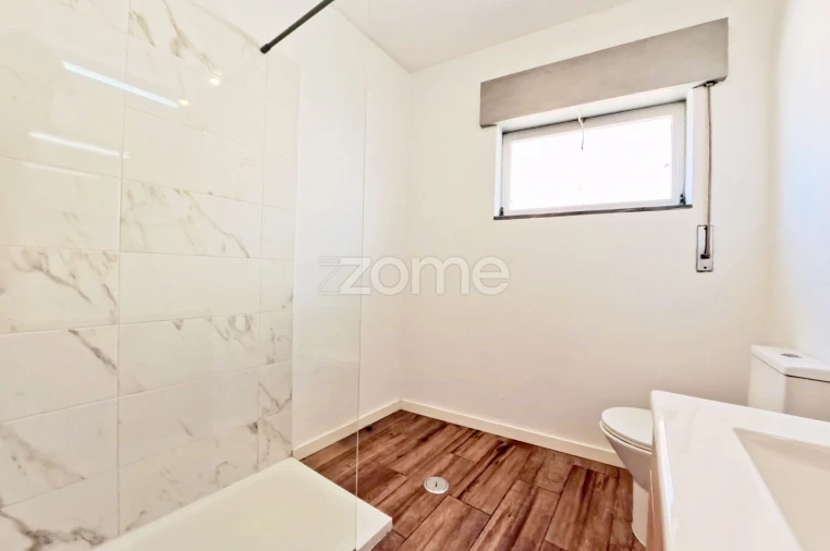 Apartamento T2 para Venda em Silves Foto 15