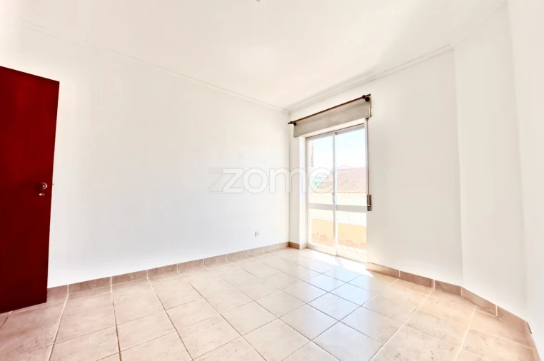 Apartamento T2 para Venda em Silves Foto 10