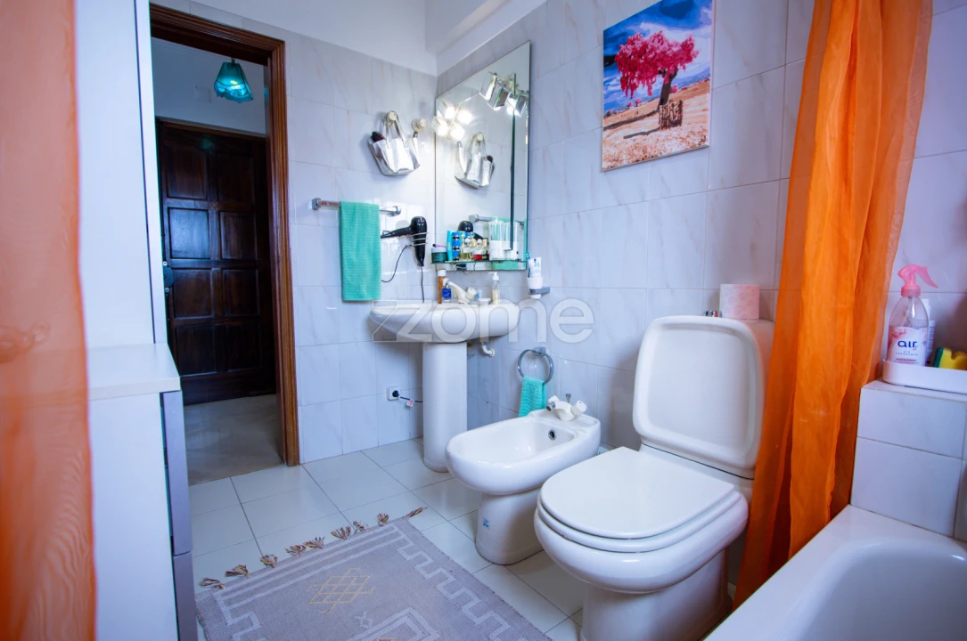 Apartamento T3 para Venda em Cascais e Estoril Foto 27