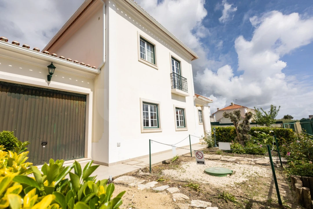 Moradia T3 para Venda em Gaeiras Foto 4