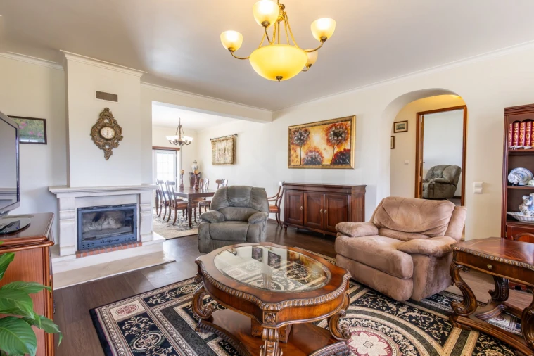 Moradia T3 para Venda em Gaeiras Foto 16