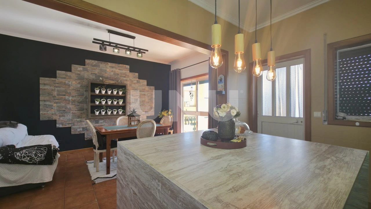 Moradia T4 para Venda em Valega Foto 3