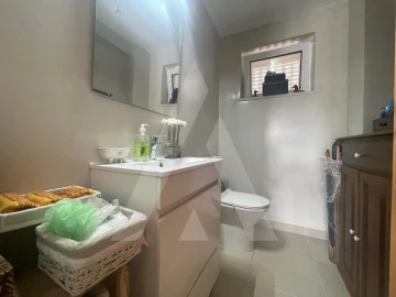 Moradia T4 para Venda em Quelfes