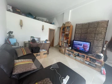 Moradia T4 para Venda em Quelfes