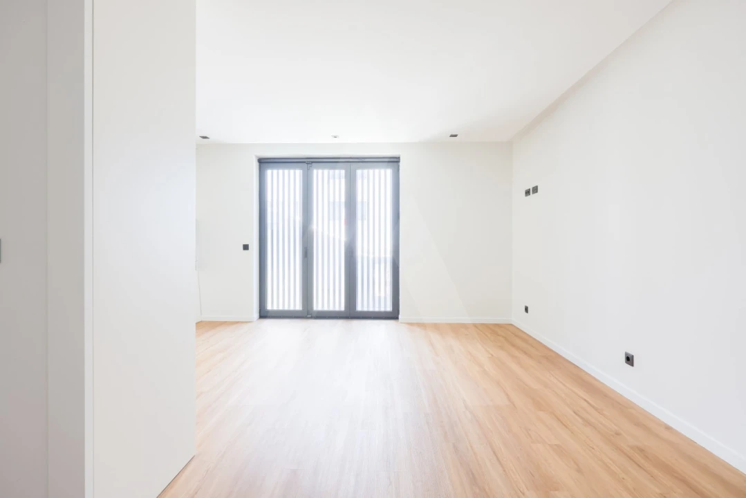 Apartamento T3 para Arrendamento em Glória e Vera Cruz Foto 4