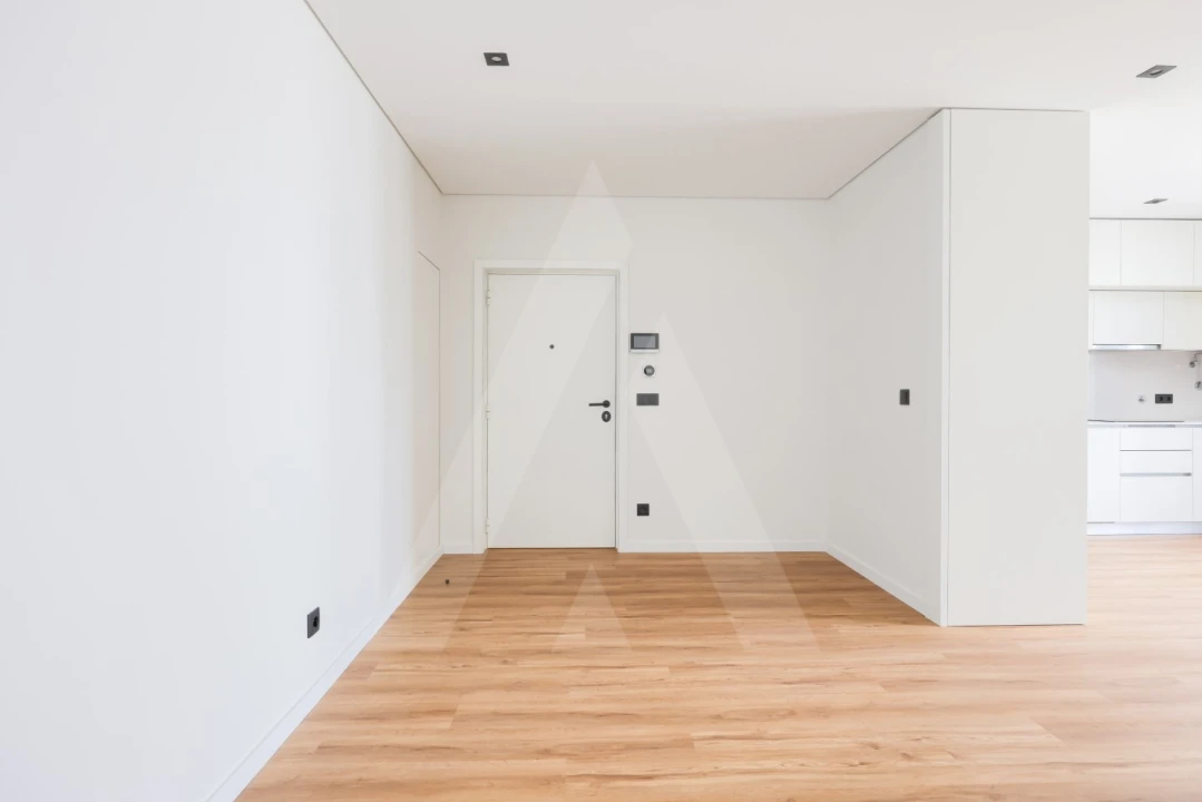 Apartamento T3 para Arrendamento em Glória e Vera Cruz Foto 3