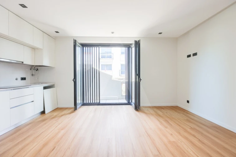 Apartamento T3 para Arrendamento em Glória e Vera Cruz Foto 2