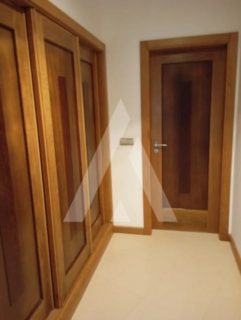 Moradia T6 para Venda em Palhaça