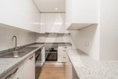 Moradia T3 para Venda em Souselas e Botão