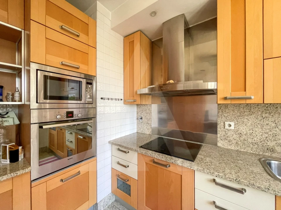 Apartamento T3 para Arrendamento em Parque das Nações Foto 3