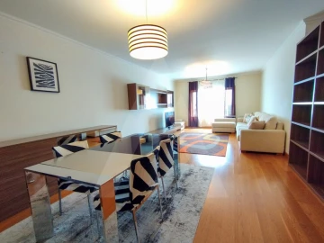 Apartamento T3 para Arrendamento em Parque das Nações