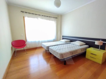 Apartamento T3 para Arrendamento em Parque das Nações