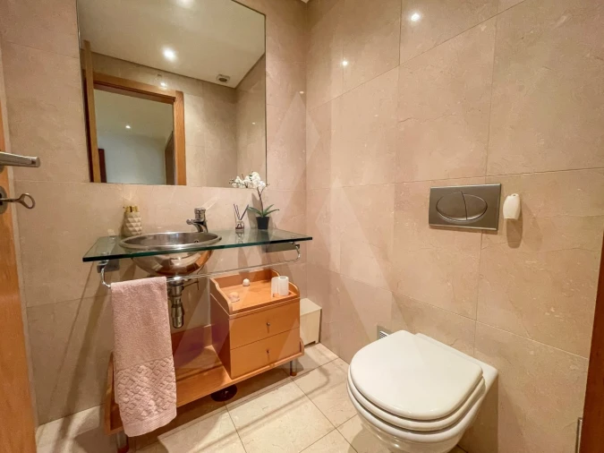 Apartamento T3 para Arrendamento em Parque das Nações Foto 6