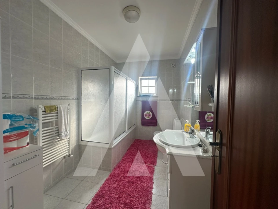 Moradia T3 para Venda em Vilarinho do Bairro Foto 10