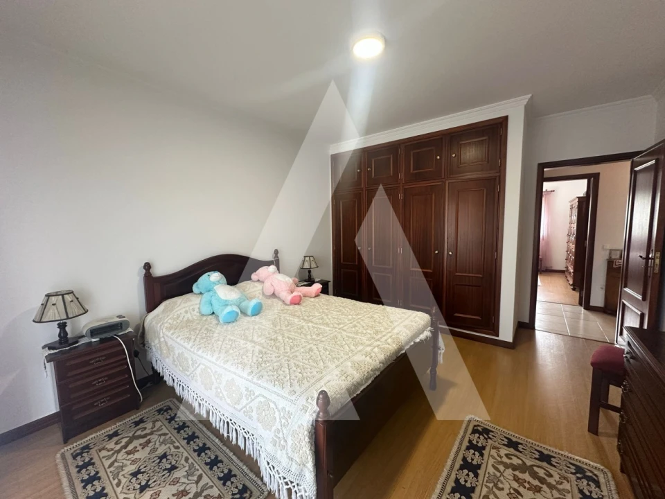 Moradia T3 para Venda em Vilarinho do Bairro Foto 12