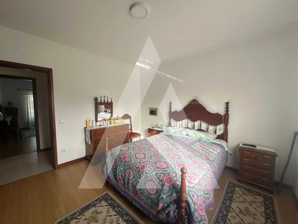 Moradia T3 para Venda em Vilarinho do Bairro Foto 16