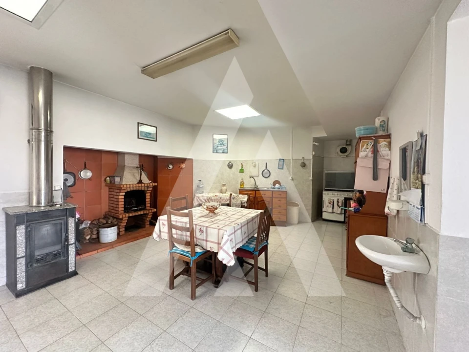 Moradia T3 para Venda em Vilarinho do Bairro Foto 19