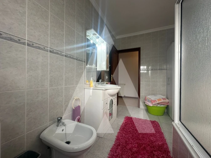 Moradia T3 para Venda em Vilarinho do Bairro Foto 11