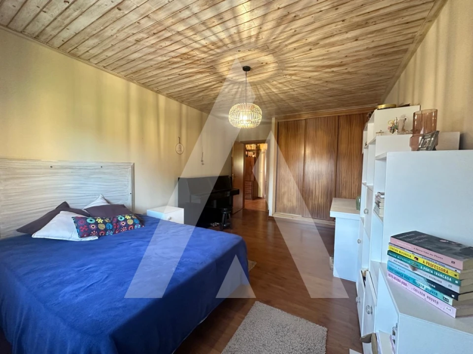 Moradia T3 para Venda em Oiã Foto 16