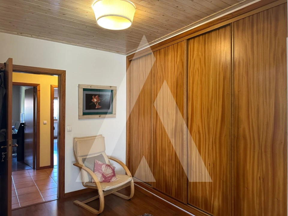 Moradia T3 para Venda em Oiã Foto 18