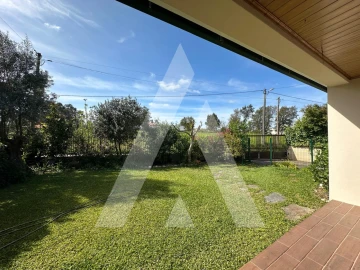 Moradia T3 para Venda em Oiã