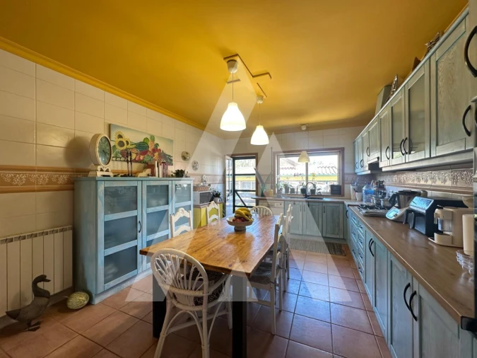 Moradia T3 para Venda em Oiã Foto 3