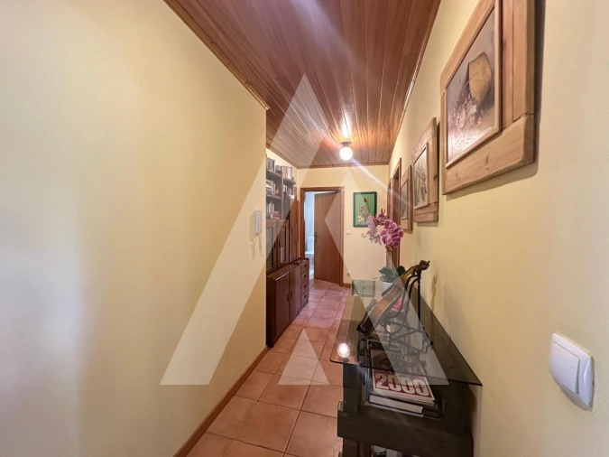 Moradia T3 para Venda em Oiã Foto 10