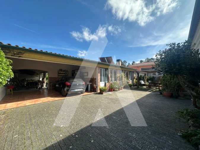 Moradia T3 para Venda em Oiã Foto 29