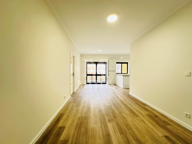 Apartamento T2 para Arrendamento em Chafe Foto 7