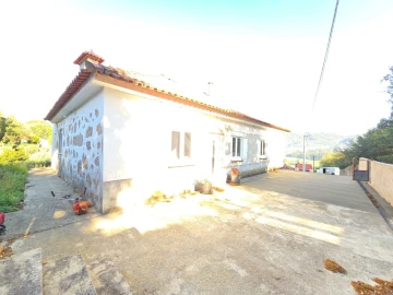 Moradia T3 para Venda em Durrães e Tregosa