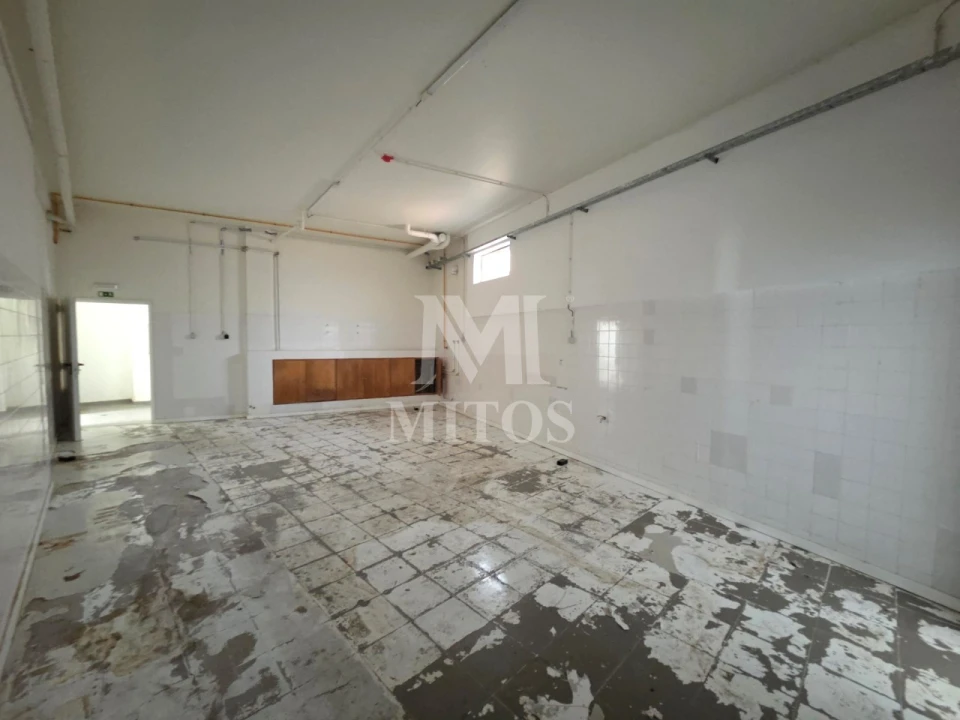 Loja para Arrendamento em Santa Maria Maior e Monserrate e Meadela Foto 10