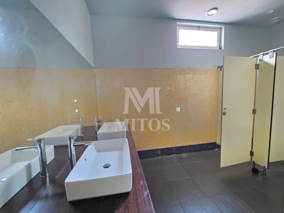 Loja para Arrendamento em Santa Maria Maior e Monserrate e Meadela Foto 13