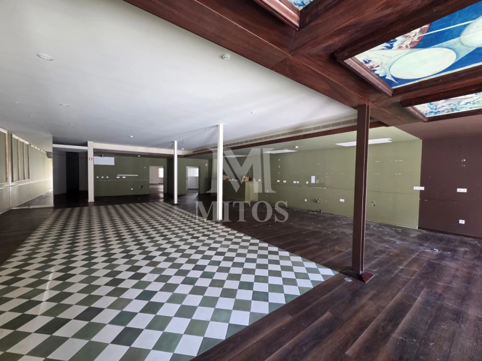 Loja para Arrendamento em Santa Maria Maior e Monserrate e Meadela Foto 2