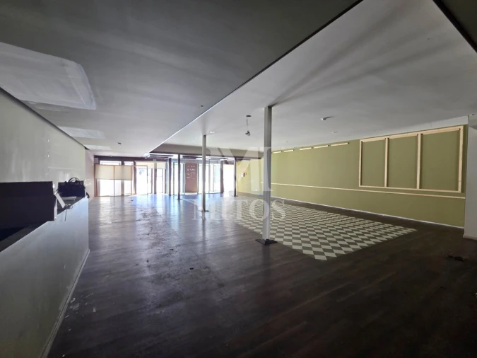 Loja para Arrendamento em Santa Maria Maior e Monserrate e Meadela Foto 5