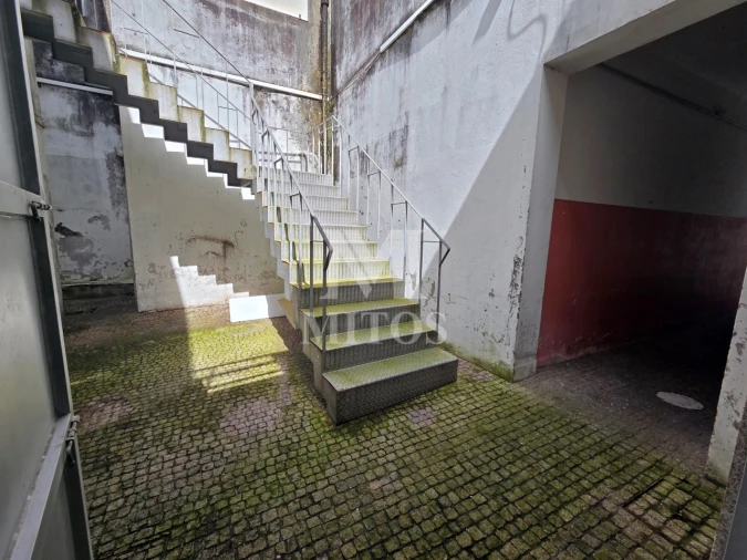 Loja para Arrendamento em Santa Maria Maior e Monserrate e Meadela Foto 17