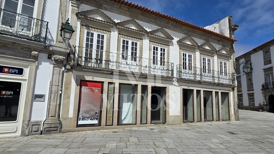 Loja para Arrendamento em Santa Maria Maior e Monserrate e Meadela