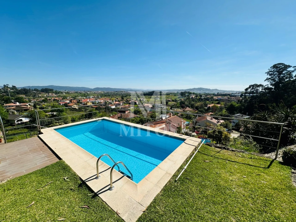 Moradia T3 para Arrendamento em Perre Foto 1