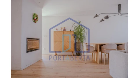 Moradia T3 para Venda em Santa Maria Maior