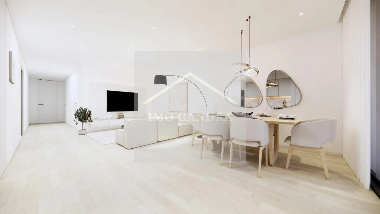 Apartamento T4 para Venda em Fânzeres e São Pedro da Cova Foto 10