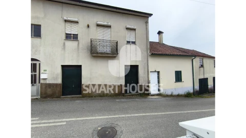 Moradia T4 para Venda em São João da Boa Vista