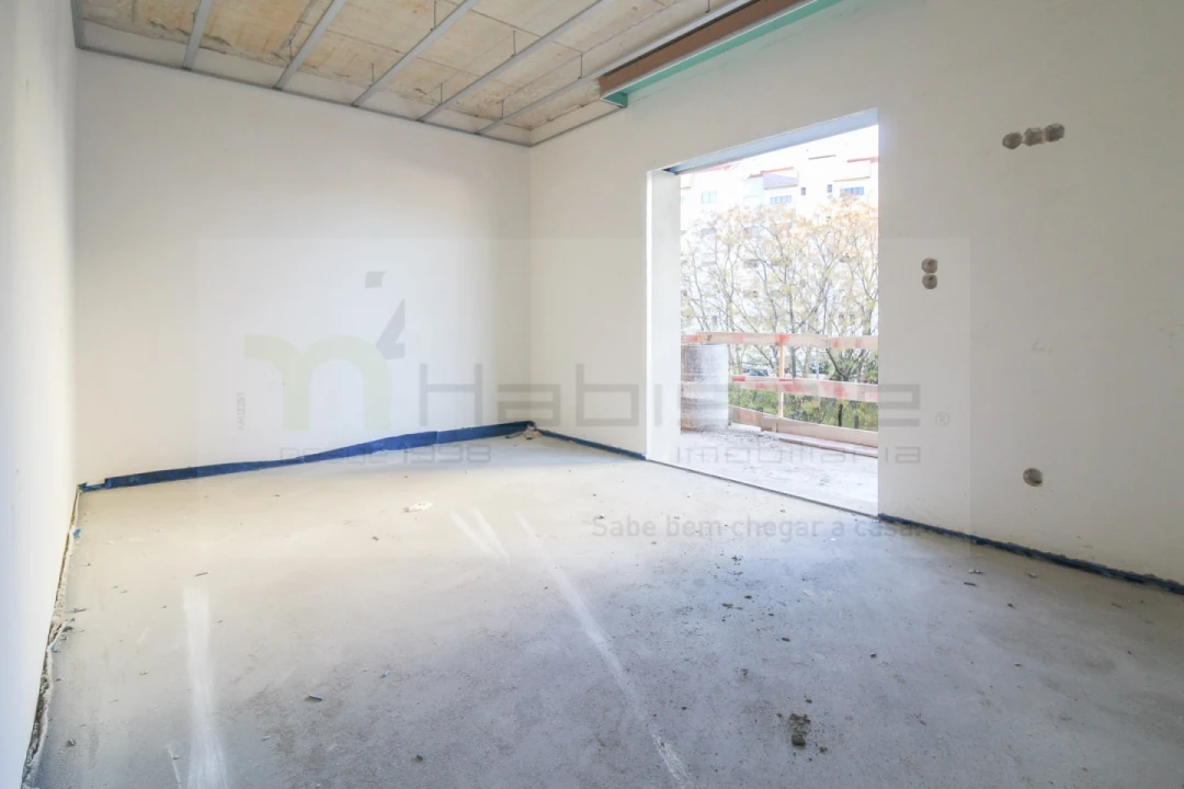 Apartamento T3 para Venda em Póvoa de Santo Adrião e Olival Basto Foto 21