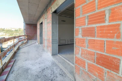 Apartamento T3 para Venda em Póvoa de Santo Adrião e Olival Basto