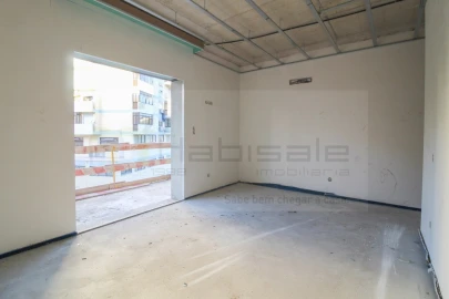Apartamento T3 para Venda em Póvoa de Santo Adrião e Olival Basto