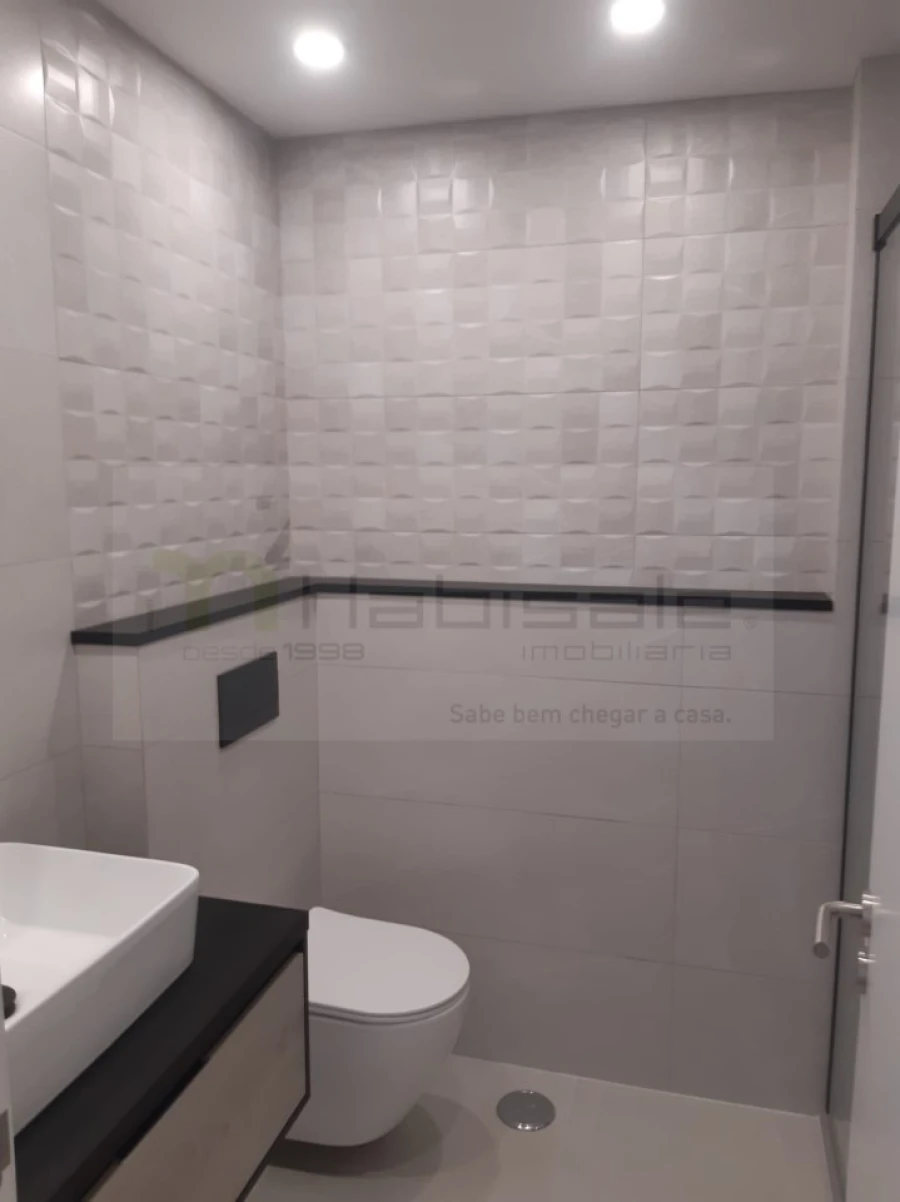 Apartamento T2 para Venda em Venteira Foto 14