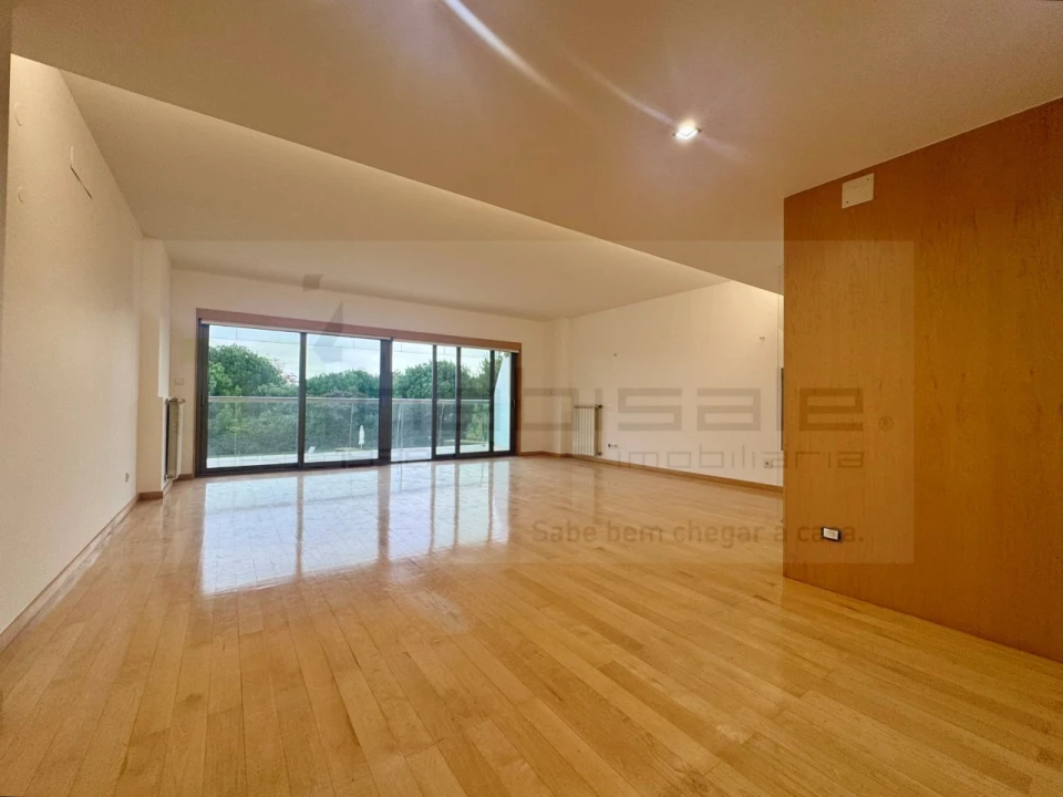 Apartamento T3 para Venda em Cascais e Estoril Foto 1