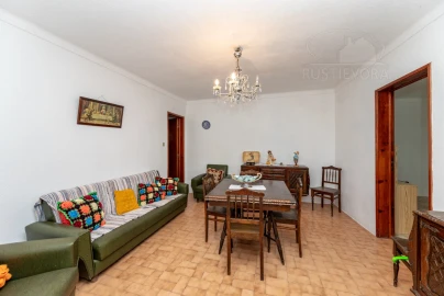 Moradia T4 para Venda em Arraiolos